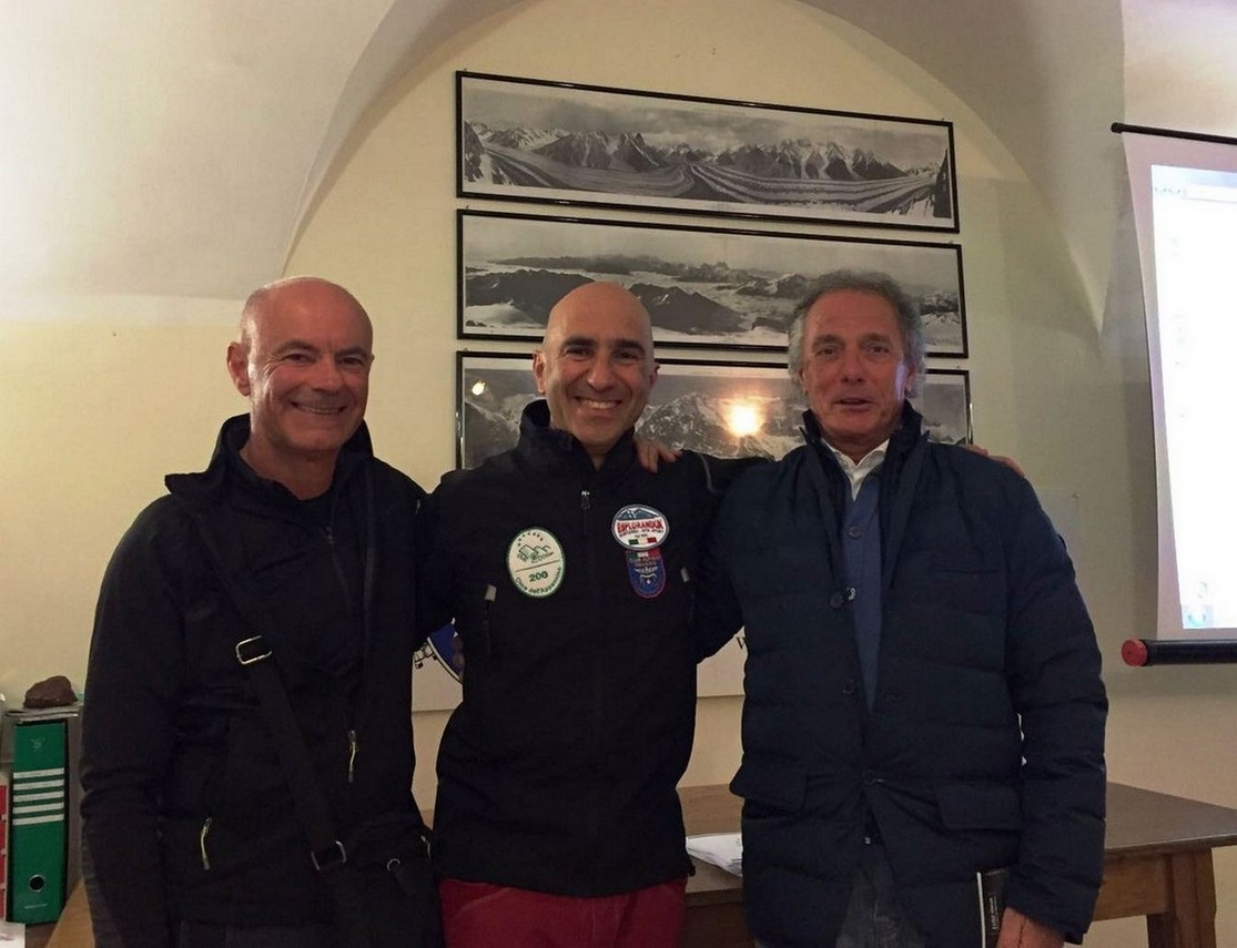 A destra Mauro PETRONE Ex Calciatore della Roma Anni 70