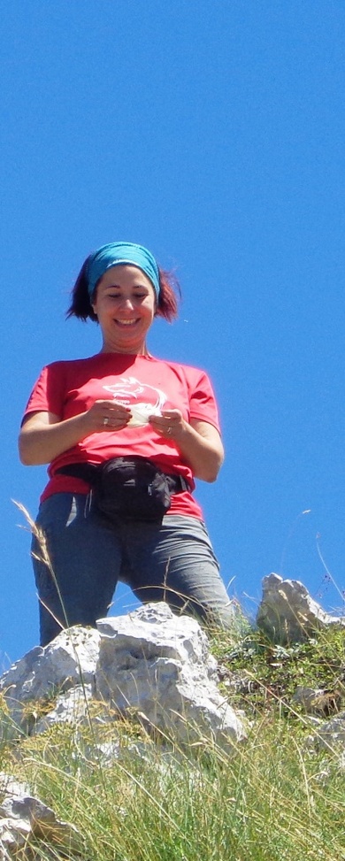 Simona Prosperi mi aspetta con simpatia e affetto sulla Serra Alta