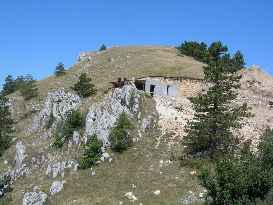 Il Rifugio Federico Martinelli in costruzione