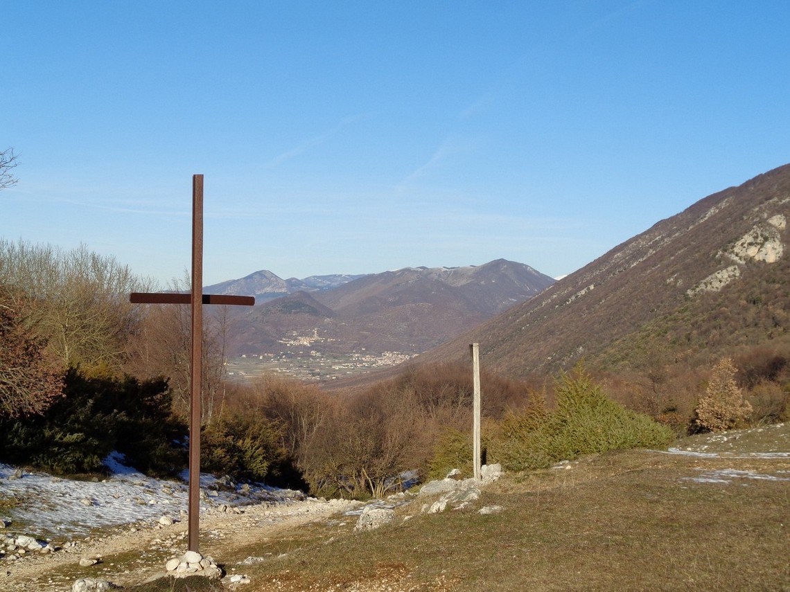 Uno sguardo verso la Valle del Salto