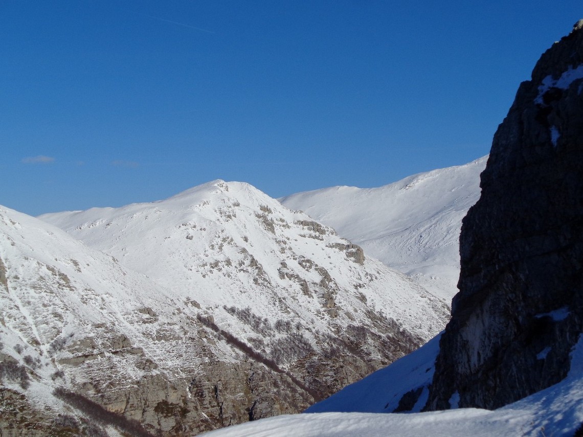 2090m Cimata di Macchia Triste