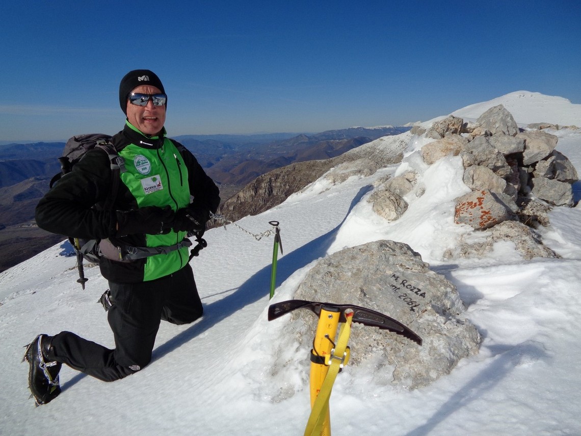 Arrivati in ginocchio sottovento per sicurezza
