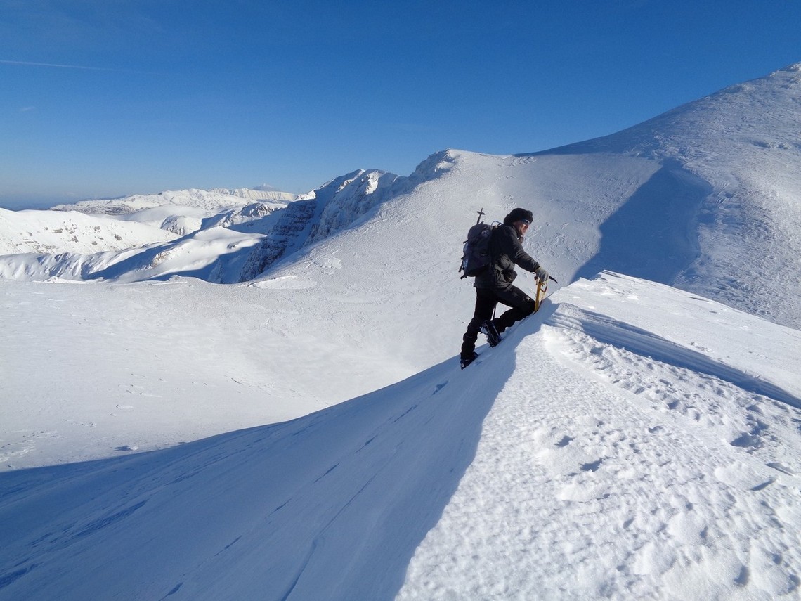 La cornice oltrepassata