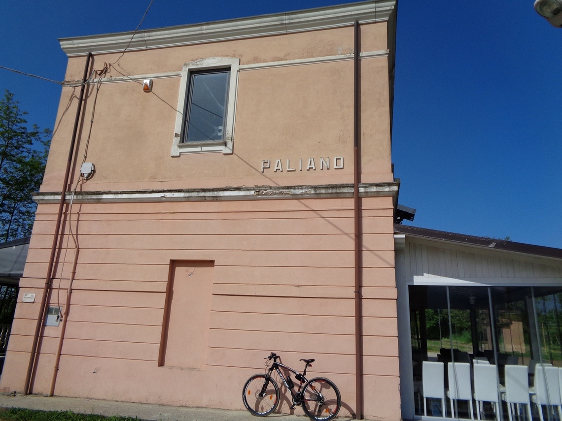 Stazione di Paliano 270m con Ristorante