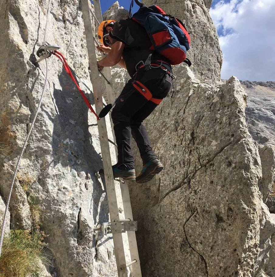 Filippo in veste alpinistica