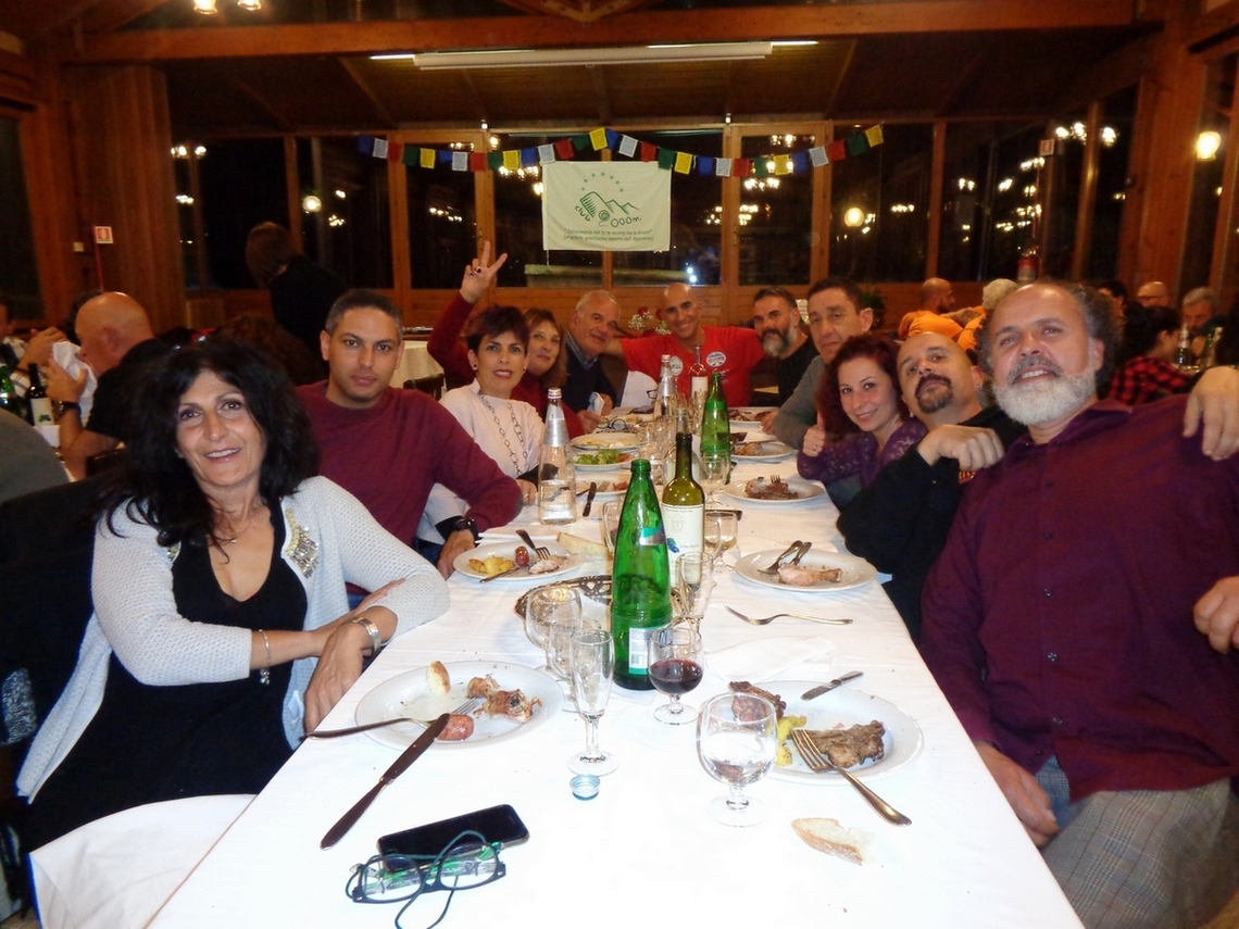 TAVOLO ESCURSIONAMOCI di Simona Prosperi