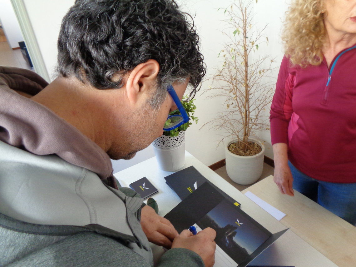 Massimo Patacchiola alla firma