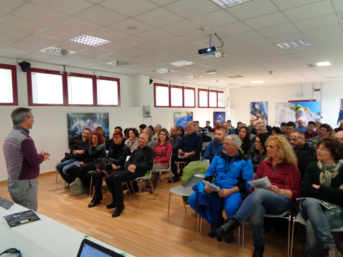 Amedeo Mattia Parente introduce