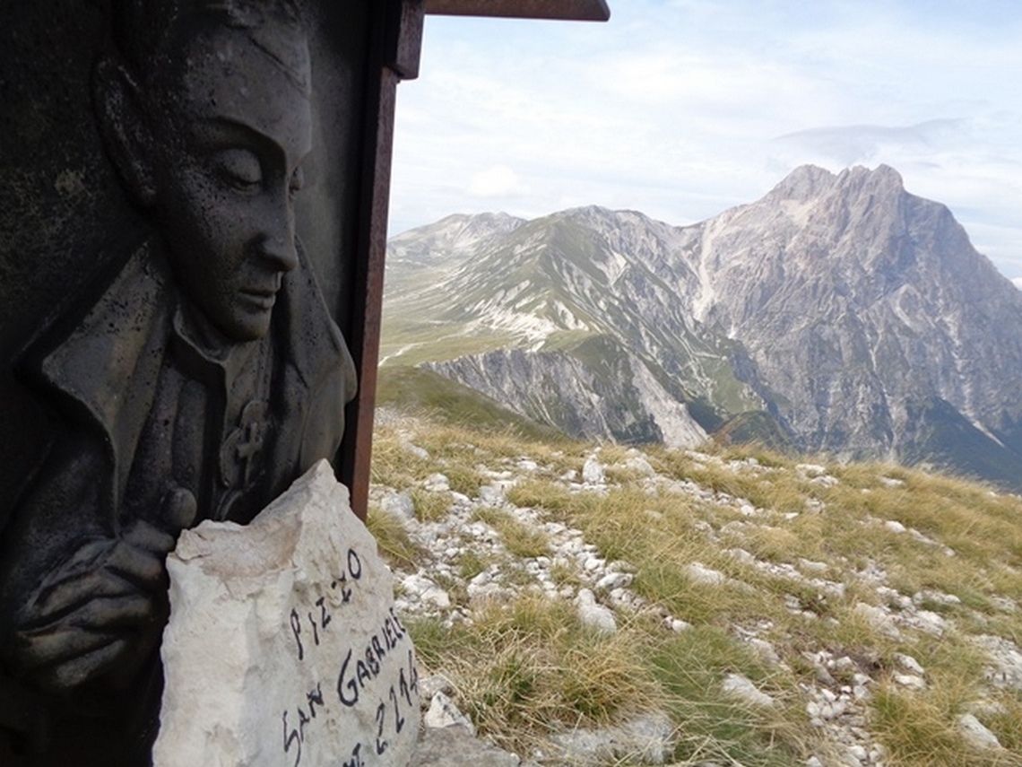 GRAN SASSO EST - Pizzo San Gabriele (Alt.2214m)