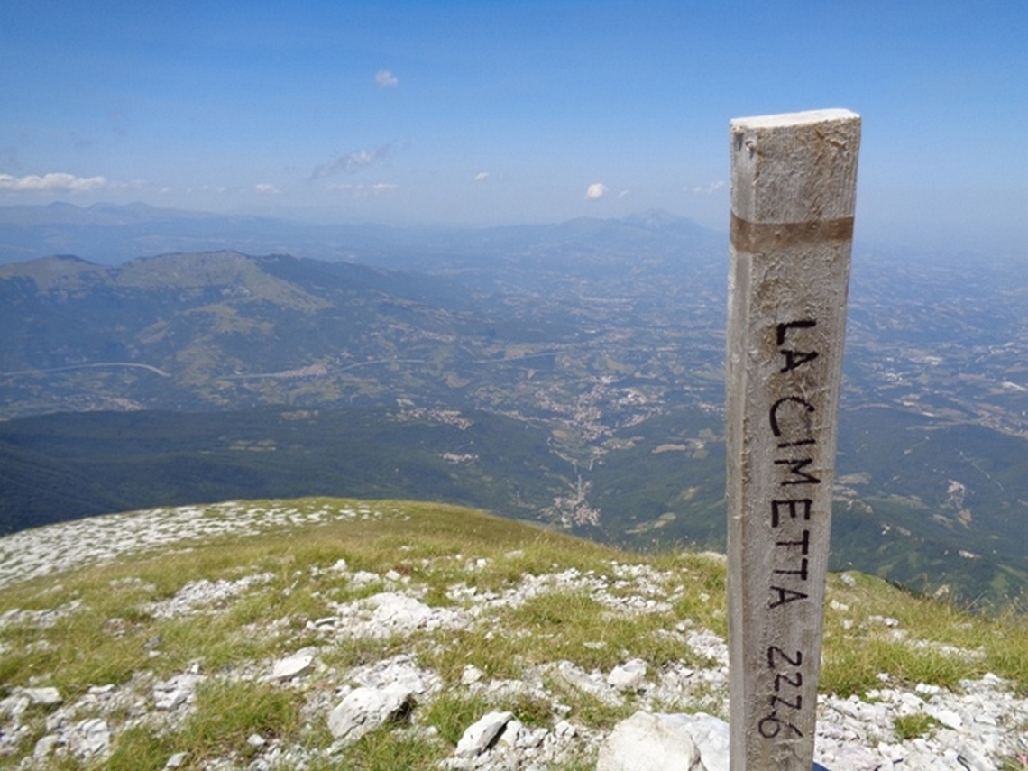 Gran Sasso Est - SOLITARIA sulla Cimetta (Alt. 2266m)