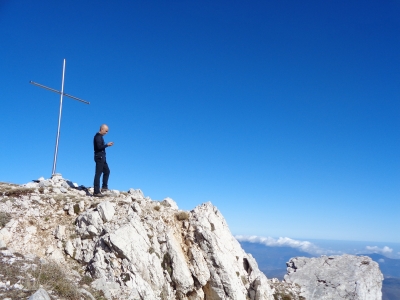 Solitaria sulla Catena del Monte Sirente per lo Sperone Tiburtini