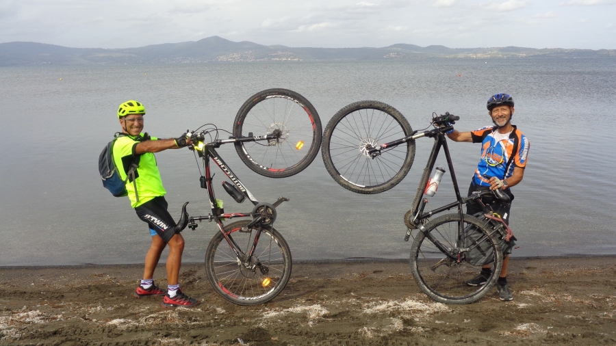 L'Anello MTB del Lago di Bracciano con il Lago di Martignano