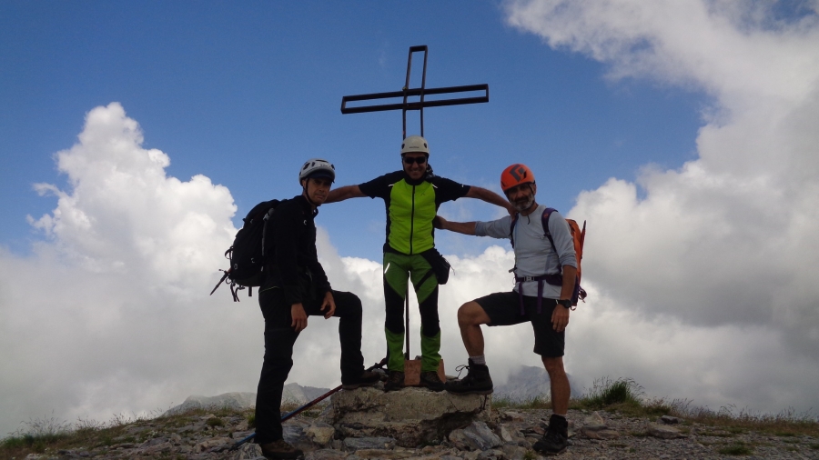 Il Monte Sumbra dalla Ferrata Malfatti per il 4° giorno con il Comandante Ing. Adriano Formichini e Chiara...mente Walkers alias Aurelio Mo