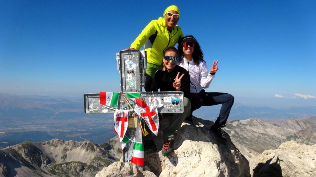 L'anello per la cima più alta dell'Appennino con una promessa a Tiziana Ilari e Alessandra Lemma